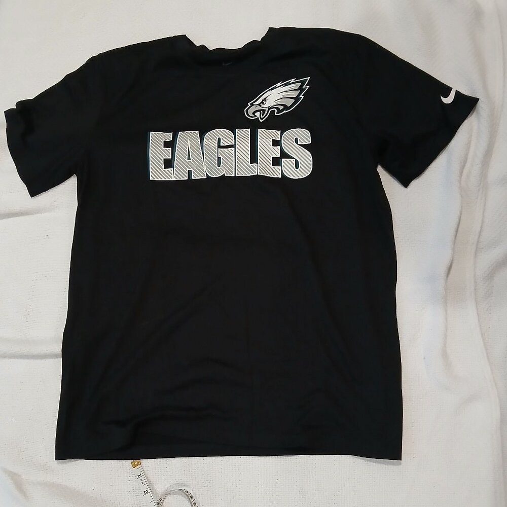 NWOT Large Nike Philadelphia Eagles Black TN Logo Legend Short Sleeve T-Shirt